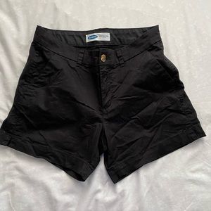 Old Navy Mid Rise Everyday Short